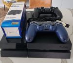 Sony PS4 console + 2 DualShock controllers, dual charger + 3 game Spider-Man, Mi