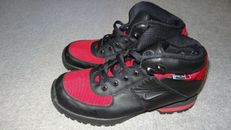 Nike ACG 309722-061 Black & Red Men's All conditions gear Size 8.5