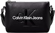 Calvin Klein Jeans Women SCULPTED CAMERA POUCH21 MONO, Fashion Black, One Size