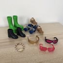 Bratz Dollz Clothing Accessories Shoes, (Removable)Skates, Sunglasses & Necklace