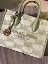 Michael Kors small Crossbody bag wide staps phone wallet New without Tags