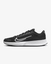 Zapatos de tenis Nike Court para hombre 10 Vapor Lite 2 de pista dura en negro/blanco - $85