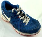 Nike Revolution 2 Zapatos de Entrenamiento Azul/Rosa Juvenil 3.5y
