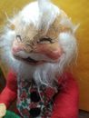 Annalee Santa Claus sentado Navidad 12 pulgadas de alto, usado con etiqueta